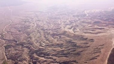 Endonezya 'da. Java adasında güneşli bir gün. Aktif volkan Bromo. Hava görünümü