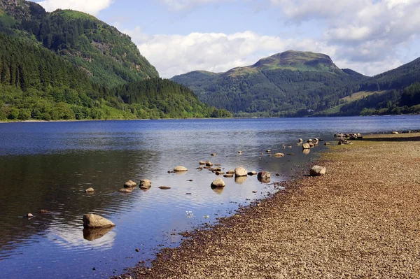 Loch Lubnaig, güzel bir göle İskoçya Highlands. 