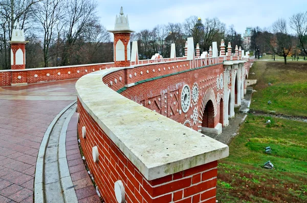 Moscou Rússia Tsaritsyno Novembro 2018 Grande Ponte Sobre Desfiladeiro Ponte — Fotografia de Stock