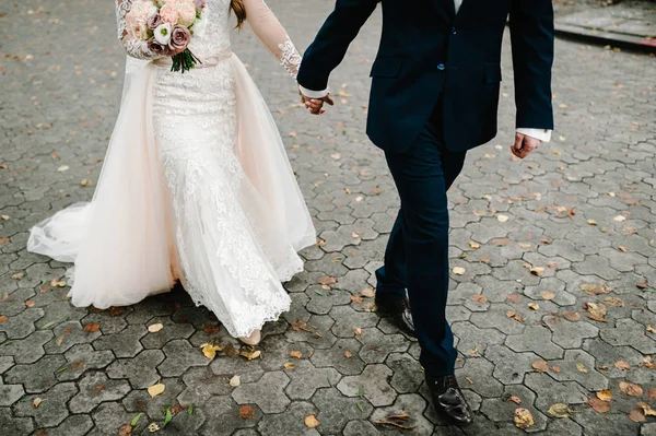 Noiva Noivo Sessão Fotográfica Antes Cerimônia Casamento — Fotografia de Stock