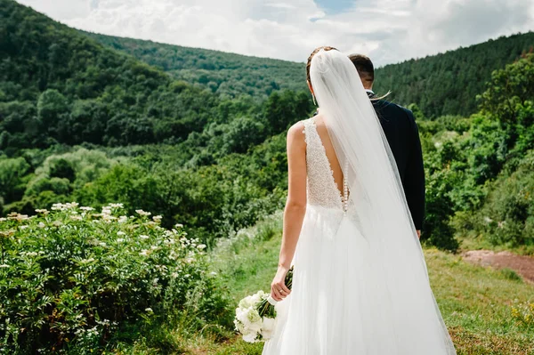 Gelin ve damat düğün töreni önce Photoshoot