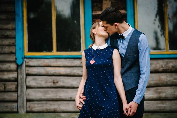 Young Couple Standing Hugging Kissing Wooden Old House Island House — Stock Photo, Image