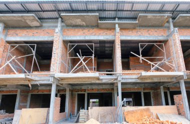 Bitmemiş ticari binalar inşa halinde / devam eden çalışmaları