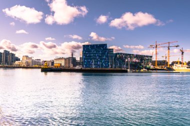 Reykjavik - 02 Mayıs 2018: Harpa Opera Evi Reykjavik, İzlanda