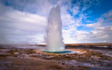 Geysir - 03 Mayıs 2018: Bir uzun boylu şofben patlama, Geysir, İzlanda