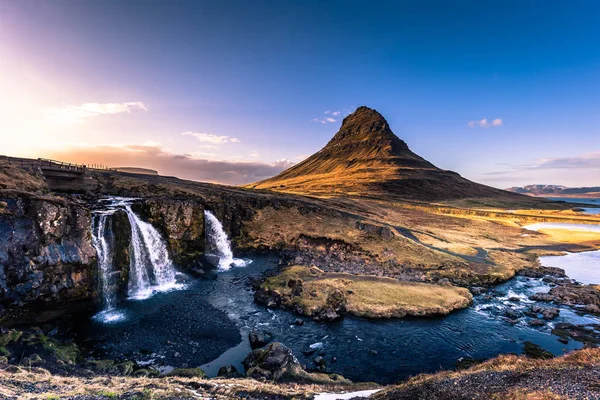 Snaefellsjoekull - 02 Mayıs 2018: Kirkufjell Dağı Snaefellsjoekull Milli Parkı, İzlanda