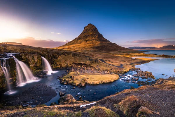 Snaefellsjoekull - 02 Mayıs 2018: Kirkufjell Dağı Snaefellsjoekull Milli Parkı, İzlanda