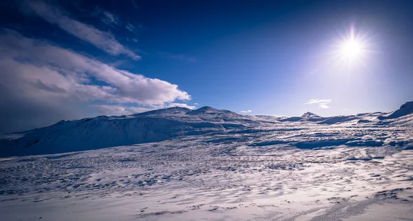 Исландский Пейзаж Мая 2018 Года Белоснежная Дикая Природа Исландии — стоковое фото