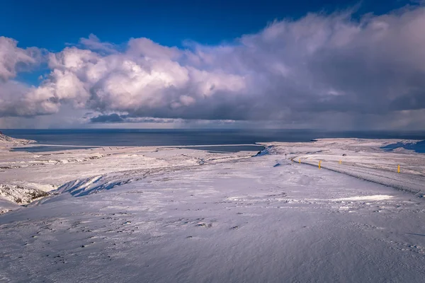 Исландский Пейзаж Мая 2018 Года Белоснежная Дикая Природа Исландии — стоковое фото