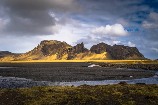 Selvaggina Islandese Maggio 2018 Paesaggio Selvaggio Dell Islanda — Foto Stock