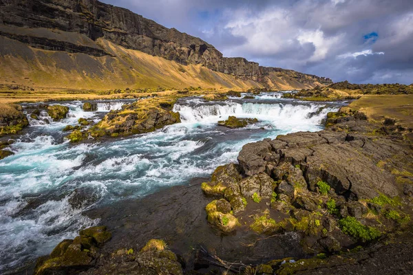Izlandi Vadonban Május 2018 Gyönyörű Vízesés Vadonban Izland — Stock Fotó