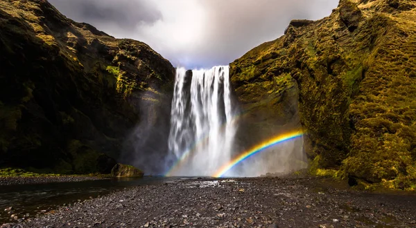 Skogafoss 아이슬란드에서 Skogafoss 2018 무지개 — 스톡 사진