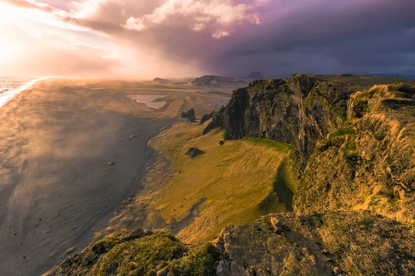 Dyrholaey Maja 2018 Dyrholaey Islandia — Zdjęcie stockowe