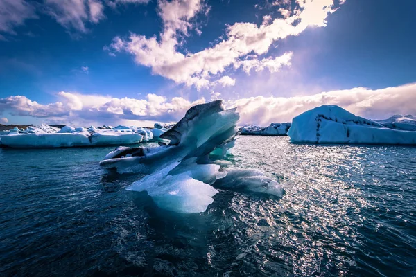 Jokulsarlon Мая 2018 Года Обнажение Глыб Льда Лагуне Айсберг Йокулсарлон — стоковое фото