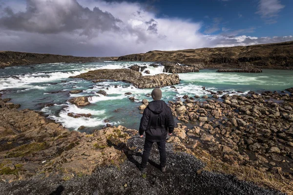 Urridafoss Maggio 2018 Viaggiatori Alla Cascata Urridafoss Islanda — Foto Stock