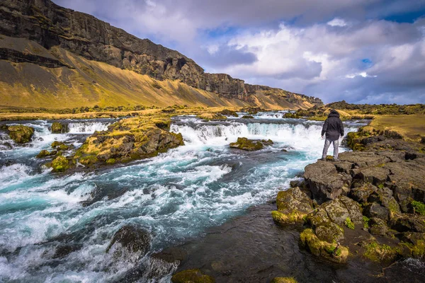 Ισλανδικής Άγριας Φύσης Μαΐου 2018 Πανέμορφο Καταρράκτη Στην Έρημο Της — Φωτογραφία Αρχείου