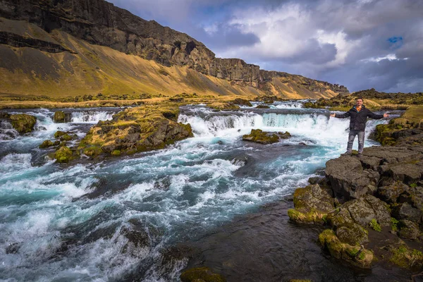 Ισλανδικής Άγριας Φύσης Μαΐου 2018 Πανέμορφο Καταρράκτη Στην Έρημο Της — Φωτογραφία Αρχείου