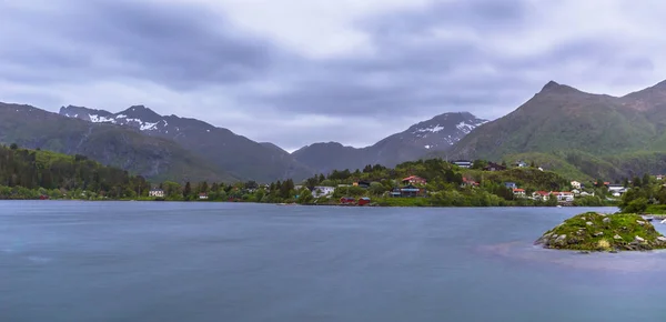 Henningsvaer June 2018 Panoramic Landscape Lake Small Village Lofoten Islands — Stock Photo, Image