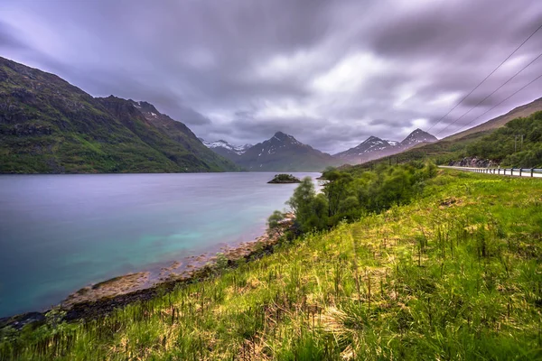 Vista Panorâmica Estreito Trollfjord Nas Ilhas Lofoten Noruega — Fotografia de Stock