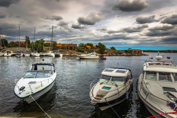 Zweedse Scherenkust Juni 2018 Boten Haven Van Het Eiland Van — Stockfoto