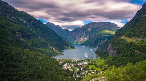 Geiranger Липня 2018 Панорамний Вид Приголомшливі Юнеско Гейрангер Норвегія — стокове фото