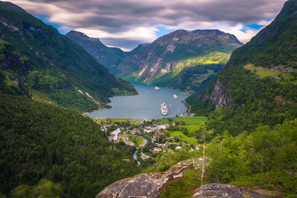 Geiranger Липня 2018 Панорамний Вид Приголомшливі Юнеско Гейрангер Норвегія — стокове фото