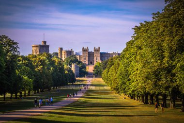Windsor - 04 Ağustos 2018: Ön görünümü ve kale, Windsor, İngiltere