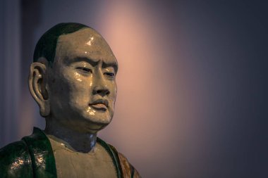 Londra - 06 Ağustos 2018: Antik Çin heykel Brtitish Müzesi, Londra, İngiltere