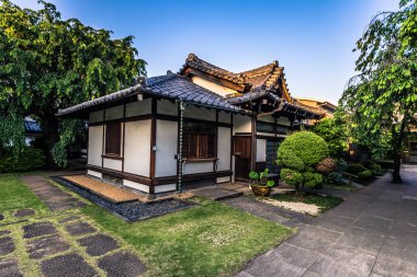 Tokyo - 23 Mayıs 2019: Tokyo'daki Tennoji tapınağı, Japonya