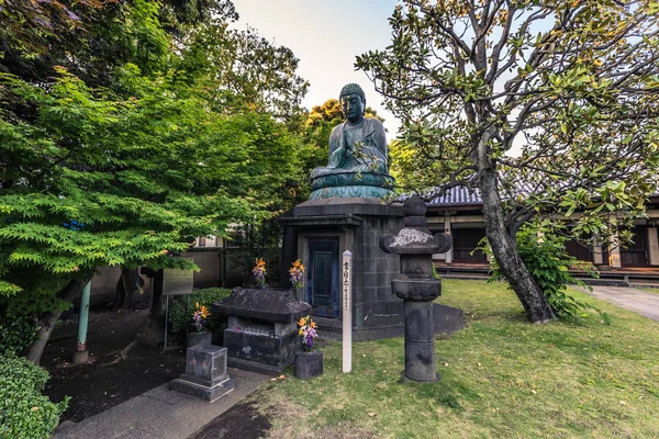 Tokyo - 23 maggio 2019: Tempio Tennoji a Tokyo, Giappone — Foto Stock