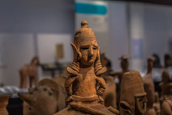 Tokyo - 21 maggio 2019: Antica scultura nel Museo Nazionale di Tokyo — Foto Stock