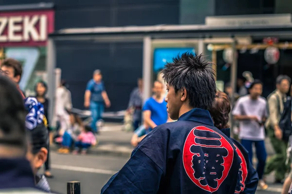 东京 - 2019年5月19日:人们庆祝三亚松日节 — 图库照片