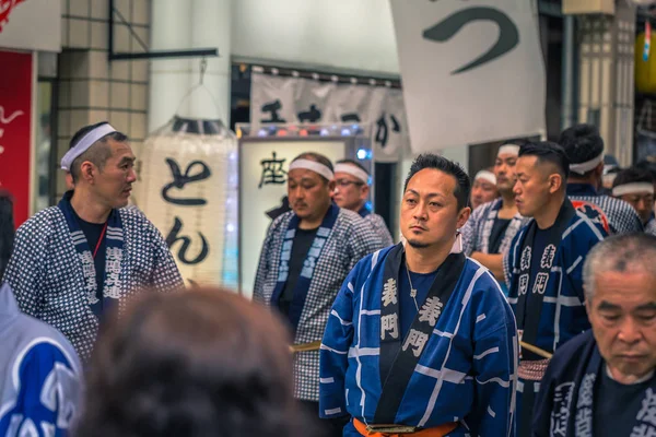 Tokyo - 19 Mayıs 2019: Sanja Matsuri festivalini kutlayanlar