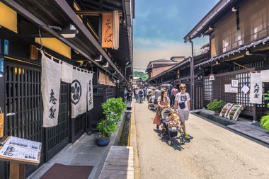 Takayama - 26 Mayıs 2019: Takayama eski şehrinin sokakları