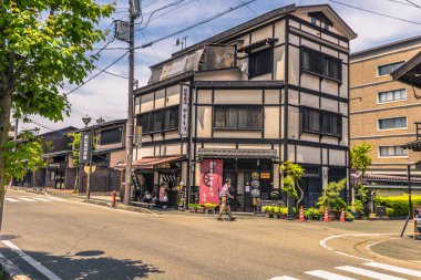 Takayama - 26 Mayıs 2019: Takayama eski şehrinin sokakları