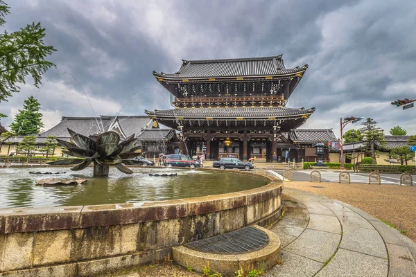Kyoto-május 28, 2019: buddhista temploma Higashi-Hongani a Kyot — Stock Fotó
