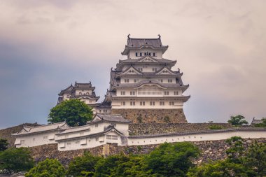Himeji - 02 Haziran 2019: Bölgedeki ikonik Himeji Kalesi
