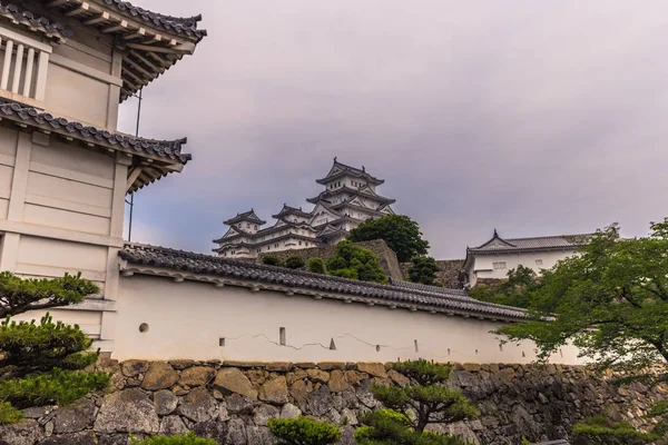 Himeji - 02 Haziran 2019: Bölgedeki ikonik Himeji Kalesi