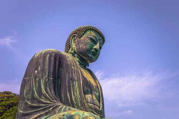 Kamakura-Červen 06, 2019: velká socha Buddhy v Kotoku- — Stock fotografie