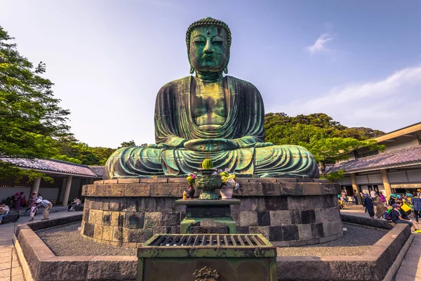 Kamakura - 06 Haziran 2019: Kotoku'daki büyük Buda heykeli-