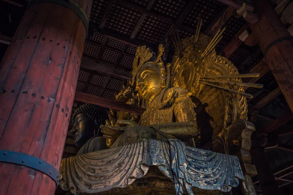 奈良 - 2019年5月31日:東大寺内の仏像 — ストック写真