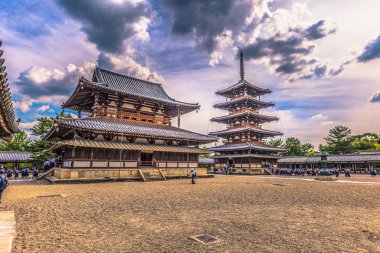 Ikaruga - 03 Haziran 2019: Horyu-Ji, Irakuga tapınağı, Nara P