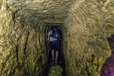 Kudüs - 04 Ekim 2018: An tünellerinde gezginler