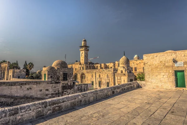 Gerusalemme - 04 ottobre 2018: Antiche rovine della città vecchia di J — Foto Stock