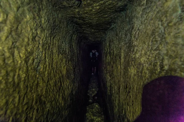 Jérusalem - 04 octobre 2018 : Voyageurs dans les tunnels de l'An — Photo