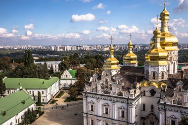 Kiev - 28 Eylül 2018: Ortodoks Pecher'in panoramik manzarası
