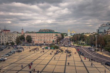 Kiev - 28 Eylül 2018: Kiev Panoraması bir pencereden i görüldü