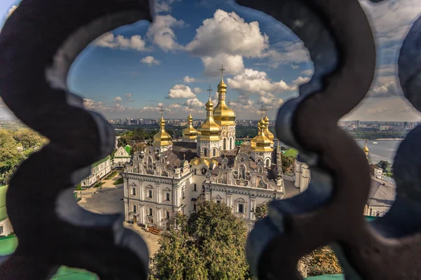 Κίεβο-28 Σεπτεμβρίου, 2018: ορθόδοξος ναός στη Λαυρα Πεττσσκ — Φωτογραφία Αρχείου
