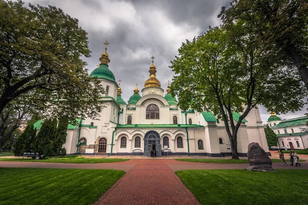 Kiev - 28 Eylül 2018: Ki'deki Ayasofya Ortodoks manastırı — Stok fotoğraf