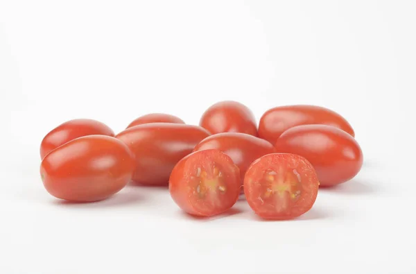 Pomidory Czereśniowe Gruszka Białym Tle — Zdjęcie stockowe